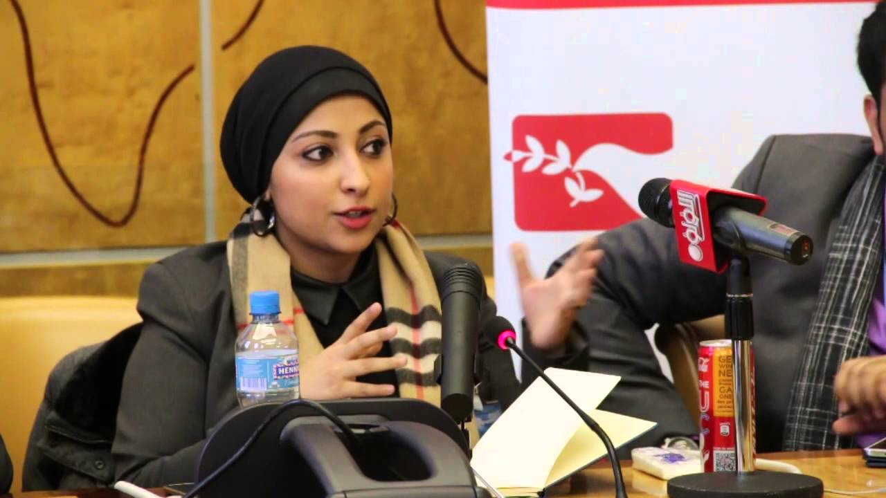 السلطات البحرينية تعتقل الناشطة "مريم الخواجة" 